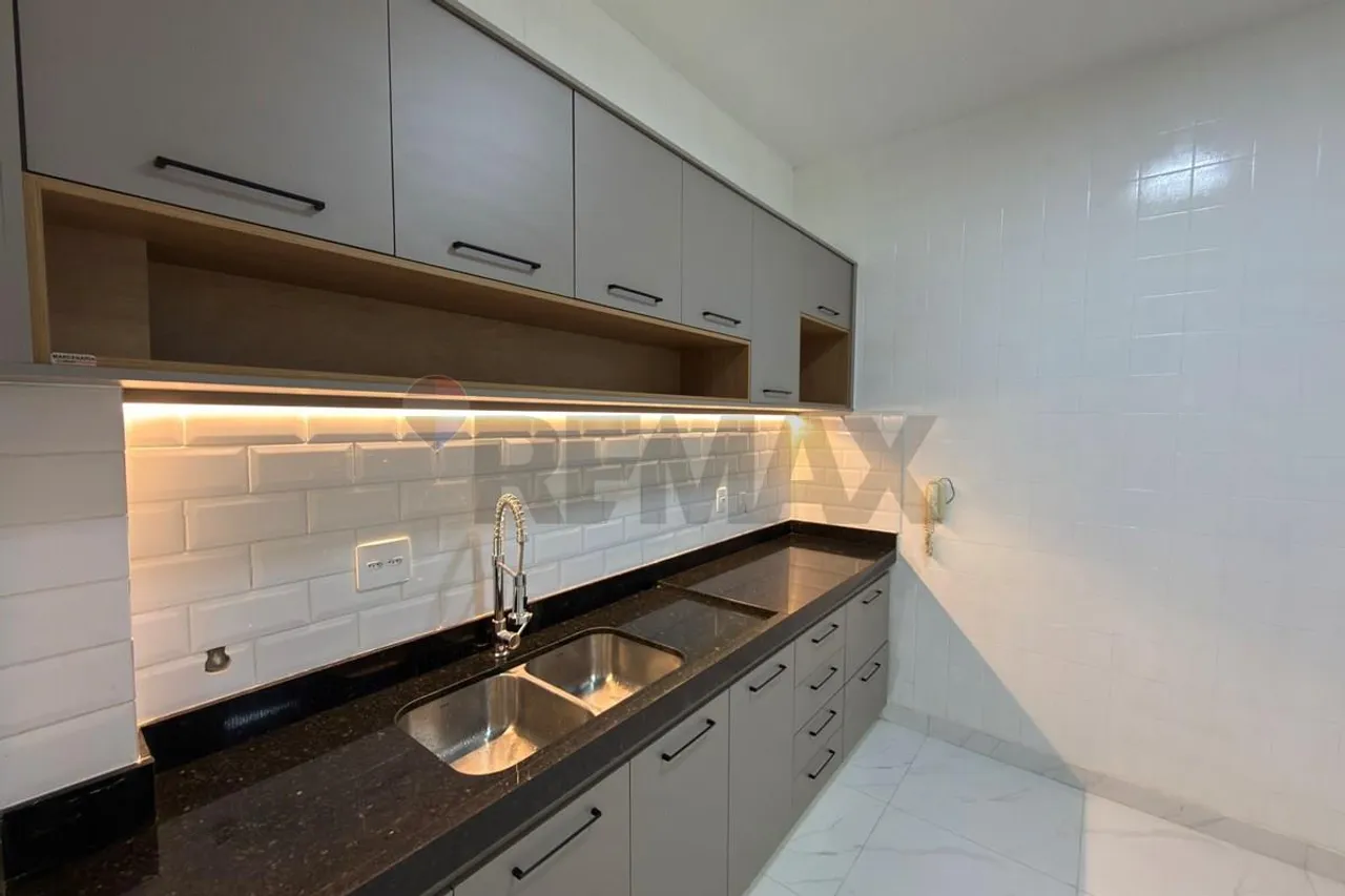 3-bedroom apartment with 2 bathrooms and 121 m² — photo 2