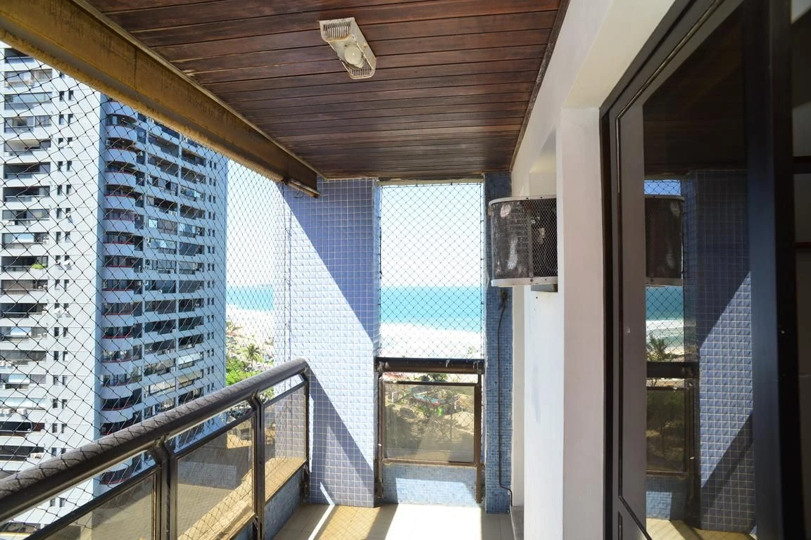 Apartamento com 2 quartos, varanda e 1 vaga no prédio — photo 3