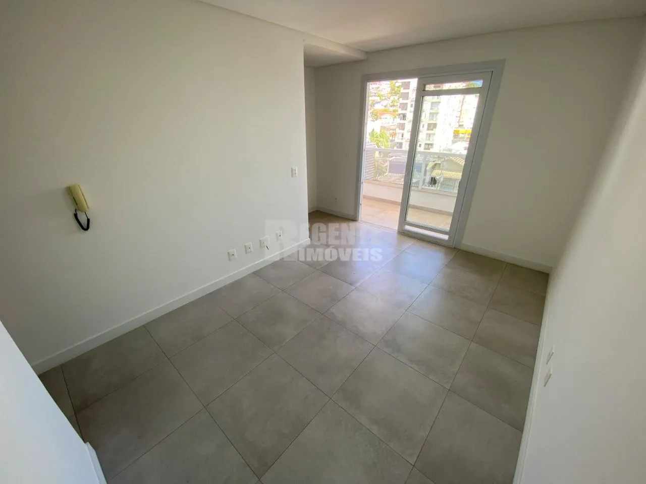 One-bedroom apartment with a private BBQ in Florianópolis — photo 12