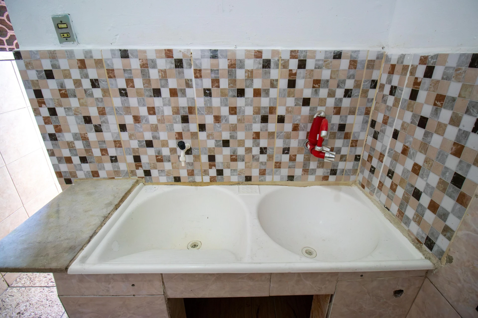 Нежилий студіо без меблів: 1 спальня і 1 ванна — photo 7