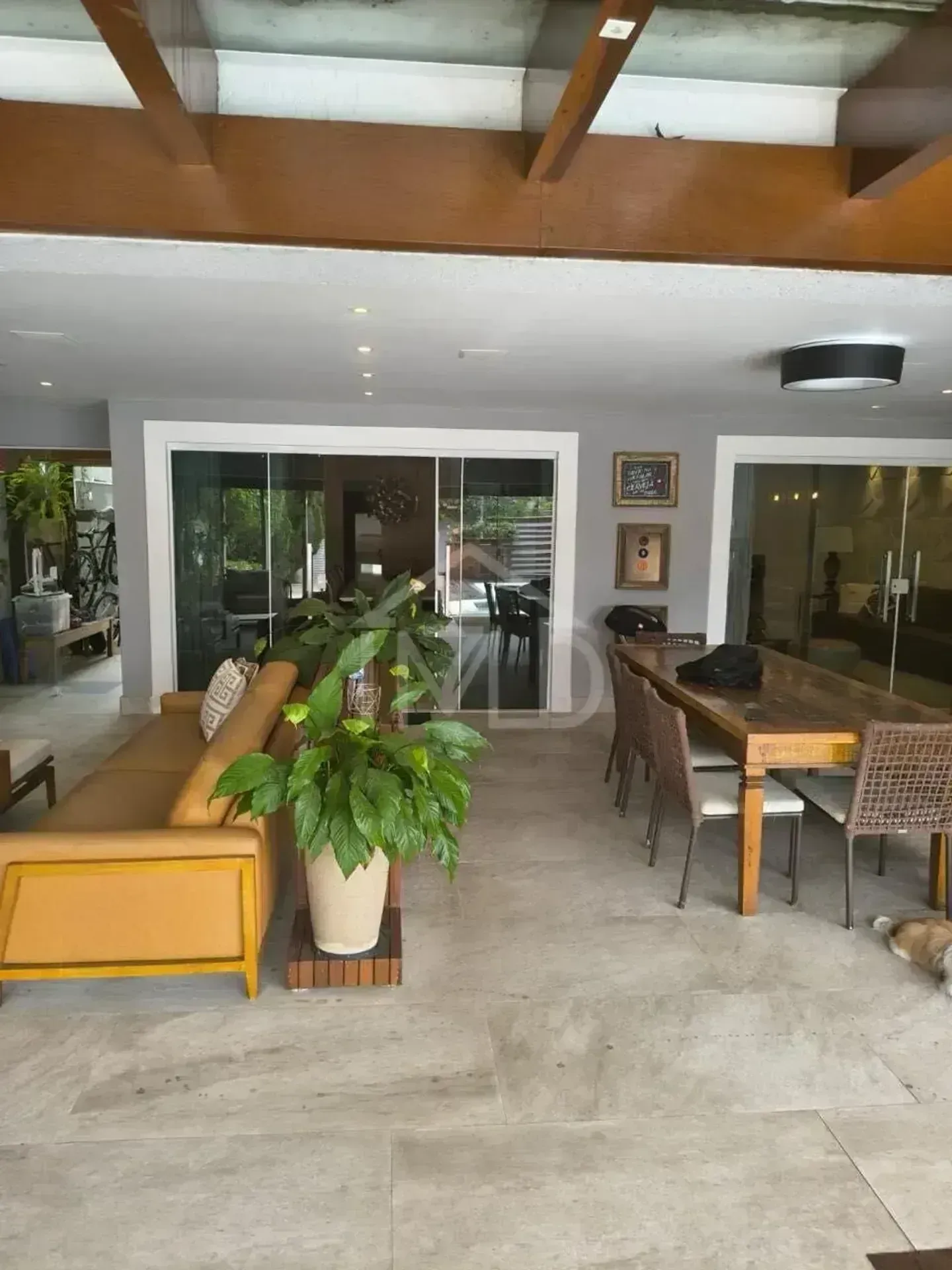 Furnished house with 4 bedrooms and 5 bathrooms — photo 24