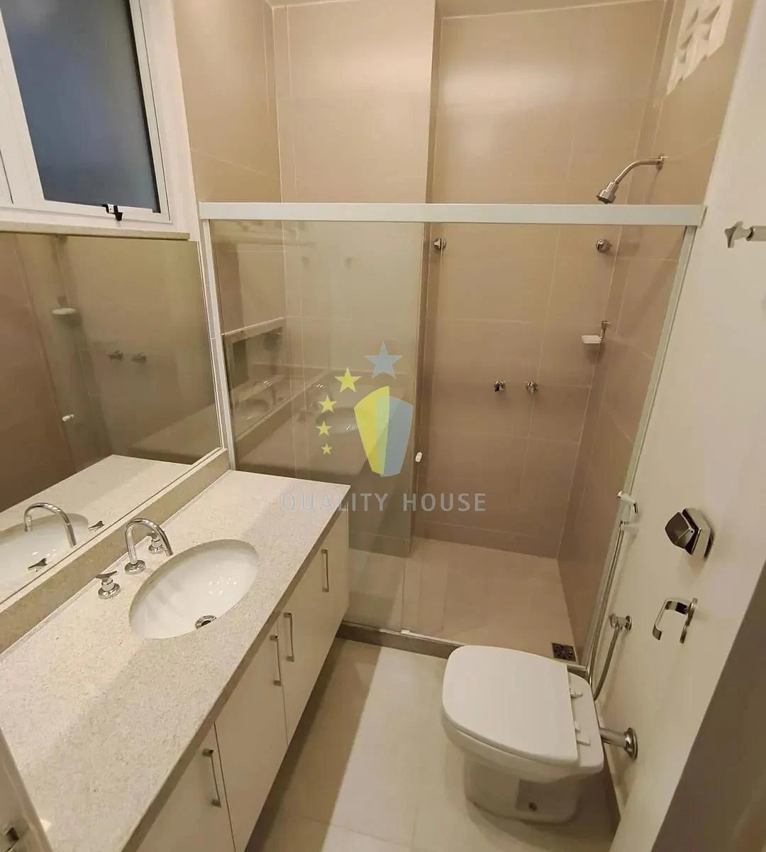 Apartamento para alugar de 3 quartos com suíte e 155 m² — photo 35