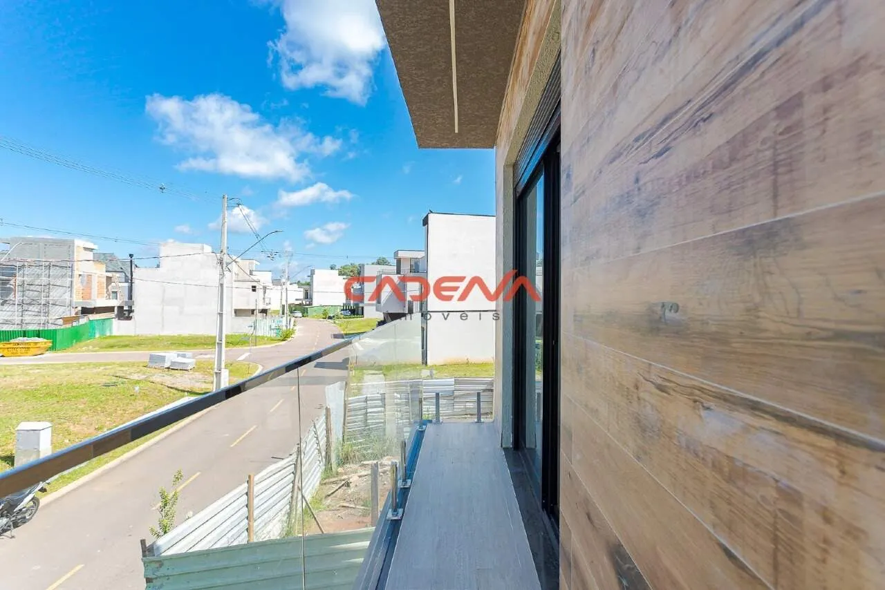 Glass-enclosed balcony in a 3-bedroom house, 124 m² — photo 19
