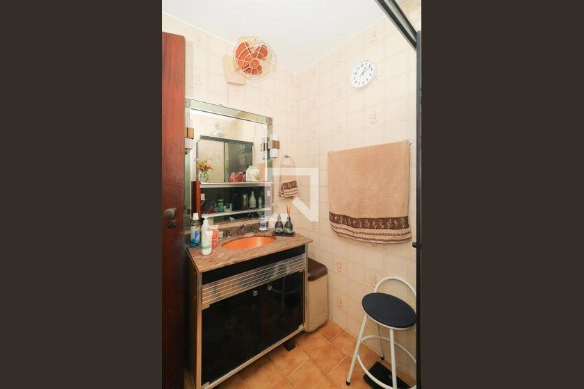 Apartamento de 3 dormitorios, 80 m² y balcón — photo 33