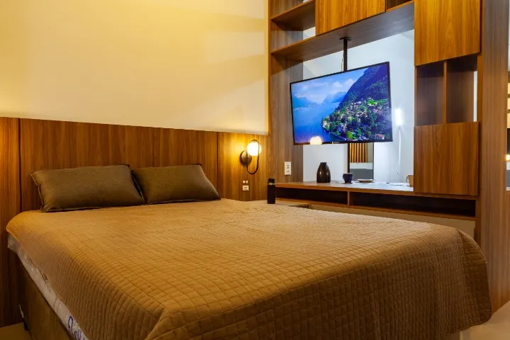 Furnished studio, 31 m², with a home office — photo 12