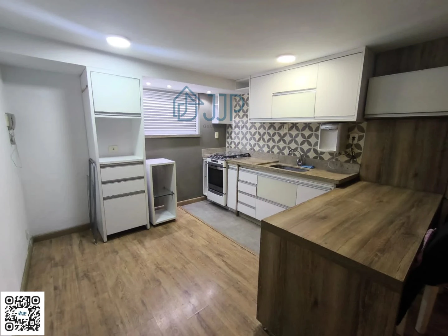 Home office in a one-bedroom apartment, 60 m² — photo 4