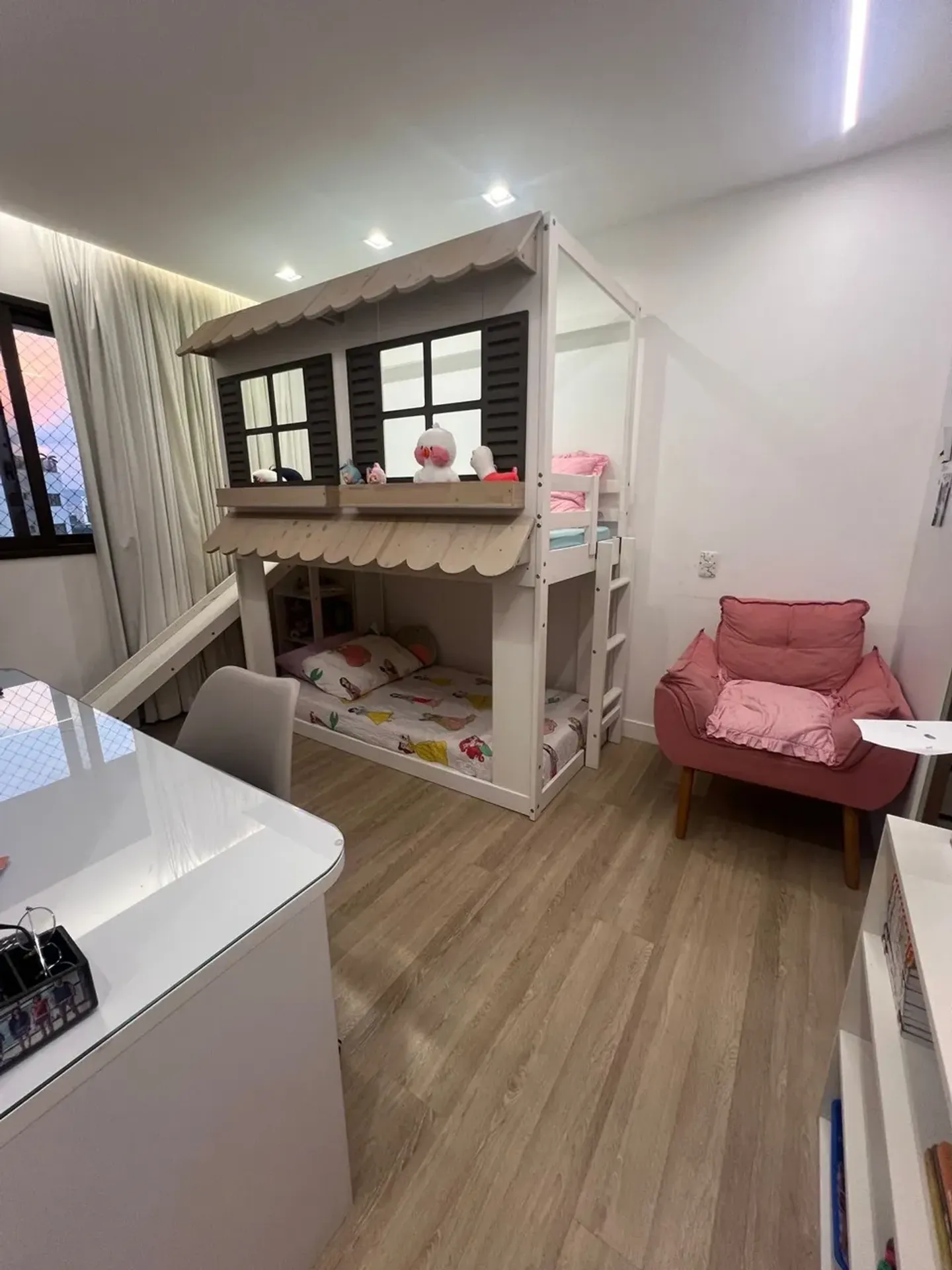 Apartamento mobiliado de 286 m² com 5 quartos e pets — photo 13