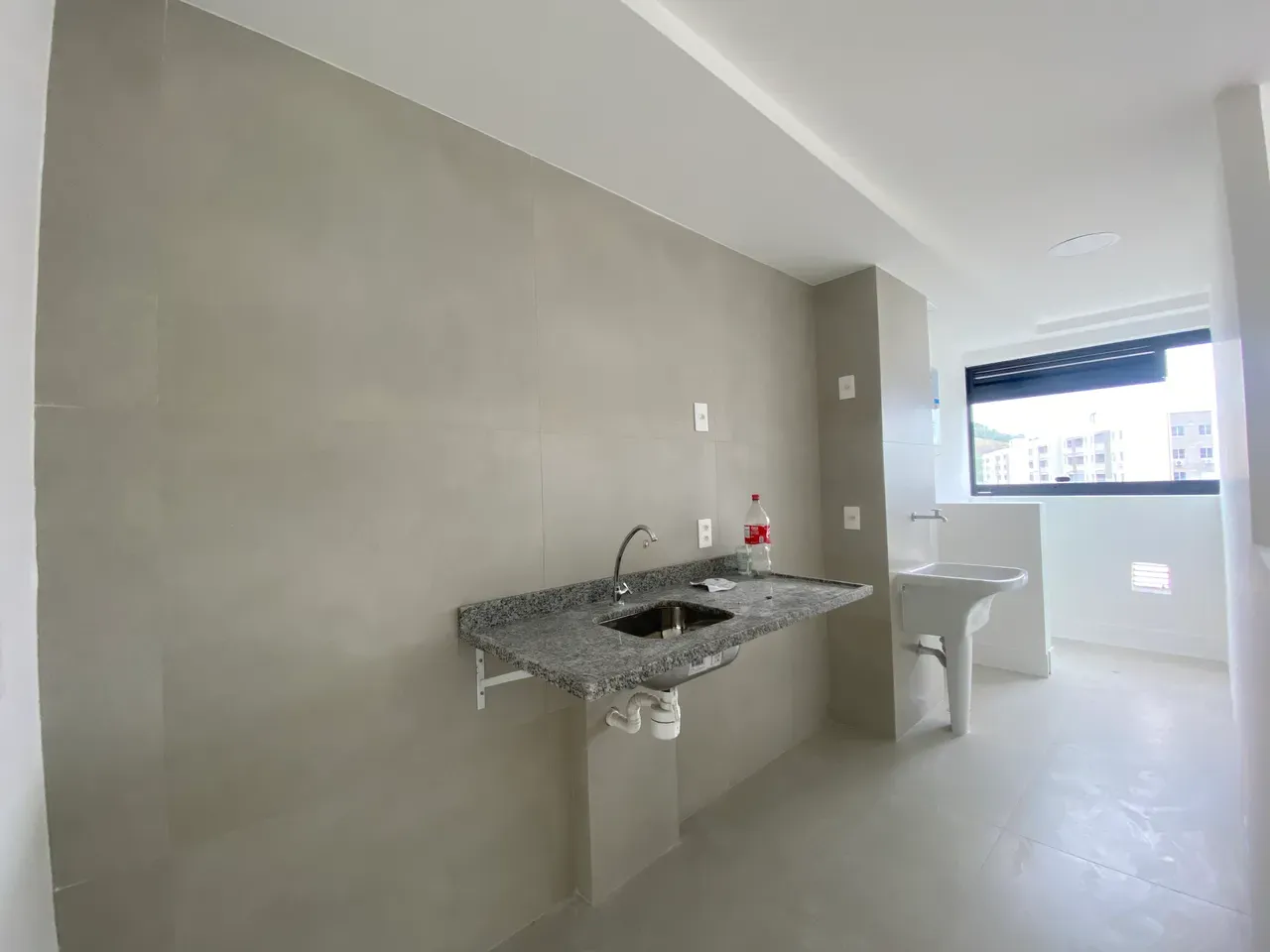 Вид на гори та 3 спальні: квартира 60 м² — photo 2