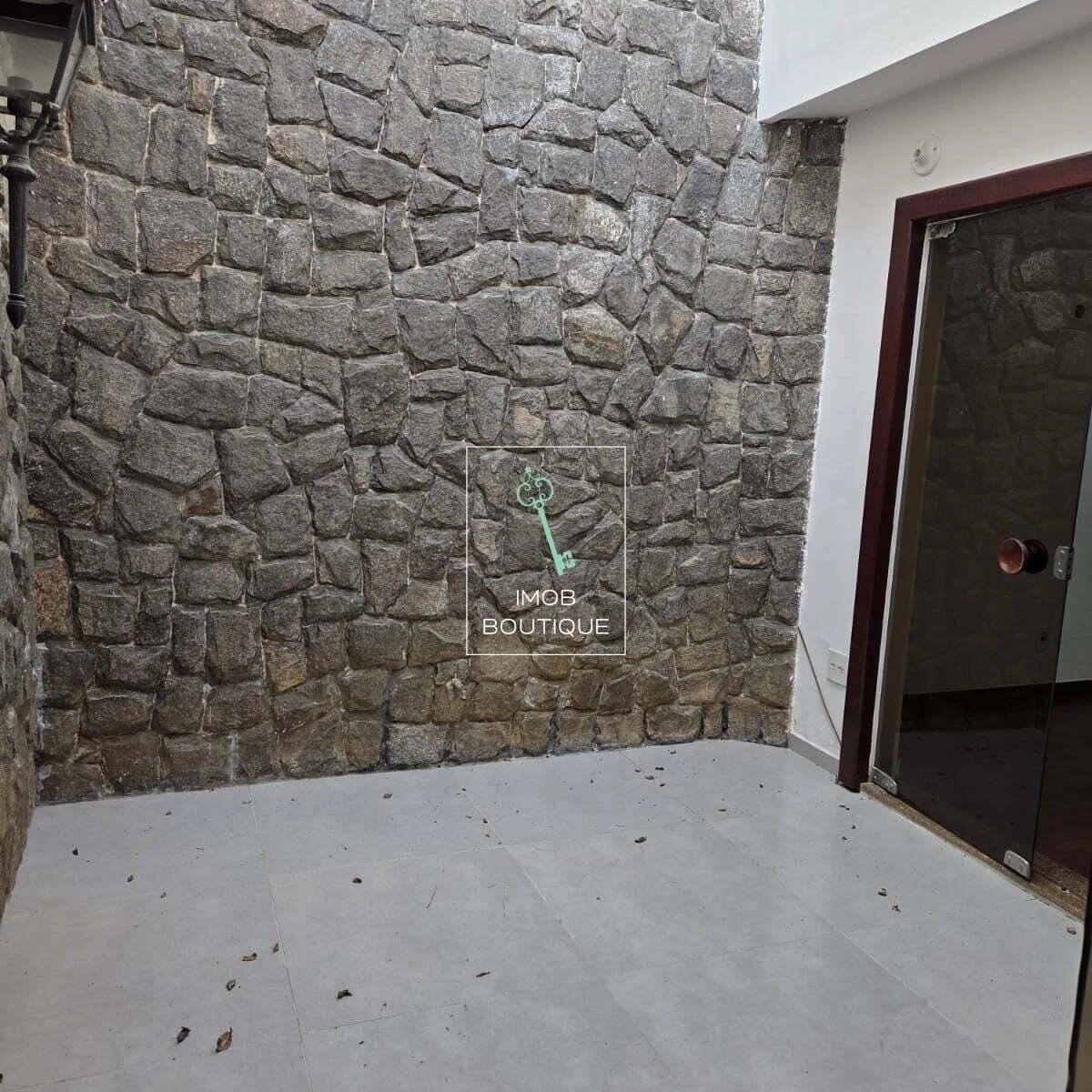 Duplex house with 5 bedrooms and laundry washing machine — photo 2