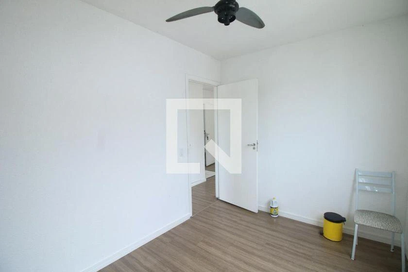 Apartamento, 40 m², com piso de madeira ou laminado — photo 21