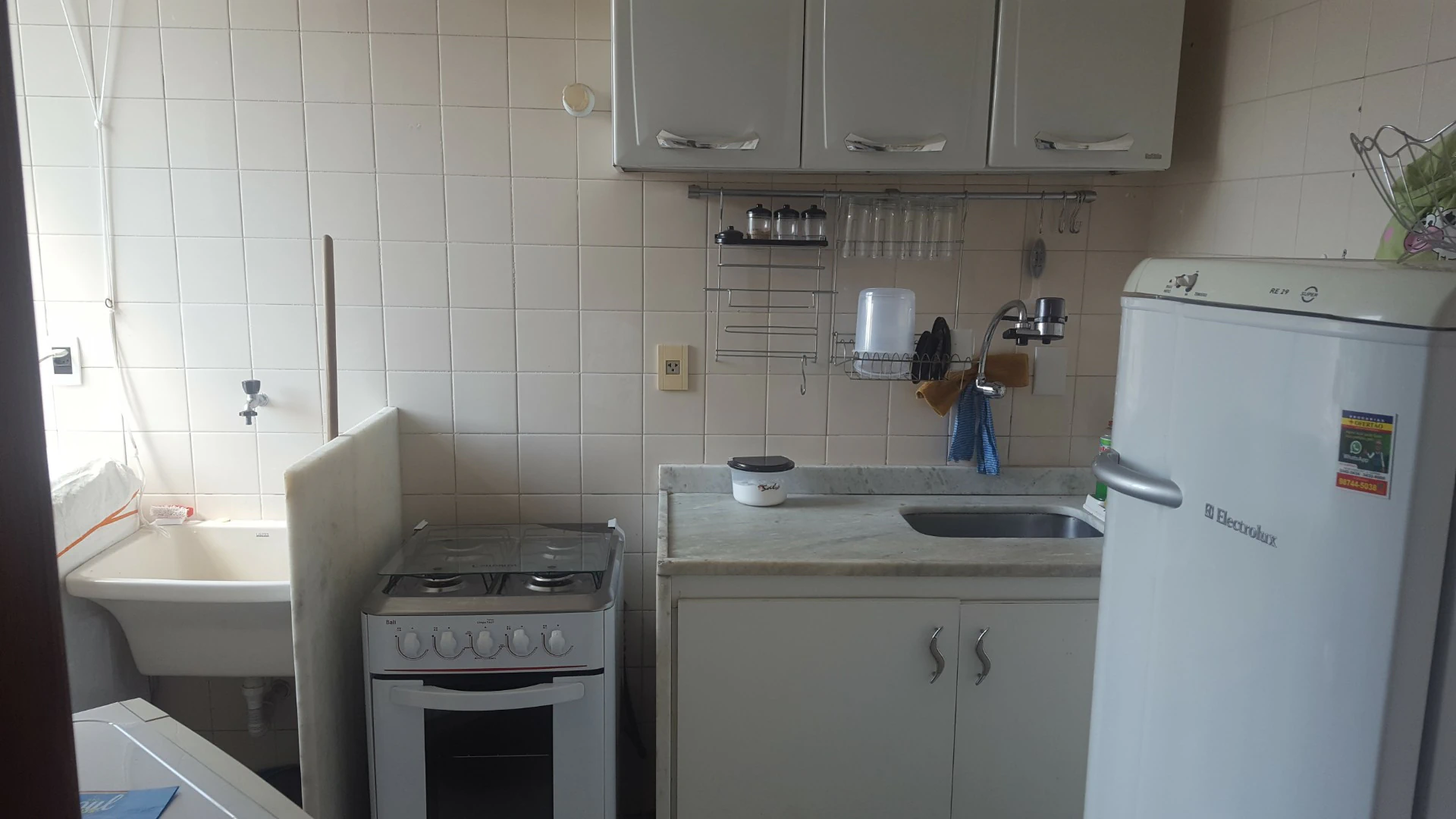 Furnished 1-bedroom apartment with 1 bath and 1 parking spot — photo 20