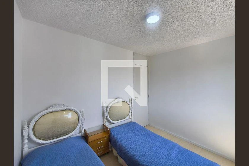 Apartamento mobiliado de 2 quartos em condomínio com piscina — photo 4