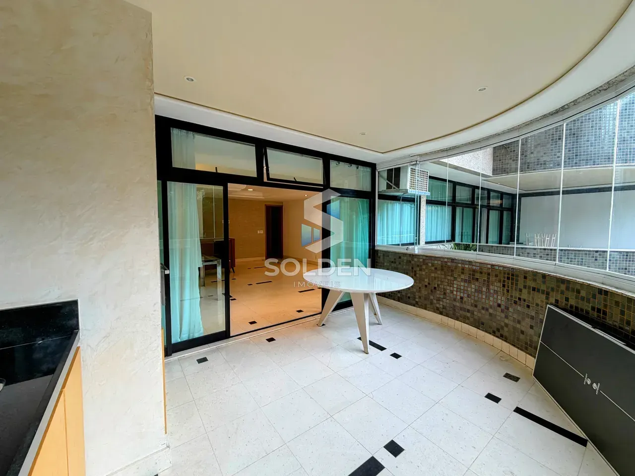 Apartamento com 3 quartos, 130 m² e cozinha a gás — photo 15