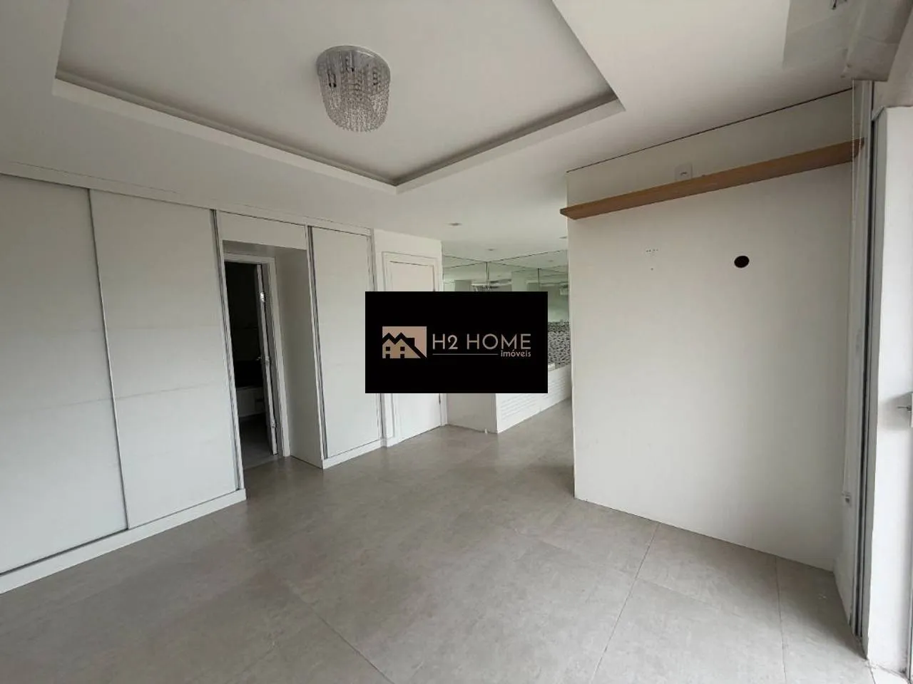 290 m² house with 4 bedrooms and 4 parking spots — photo 4