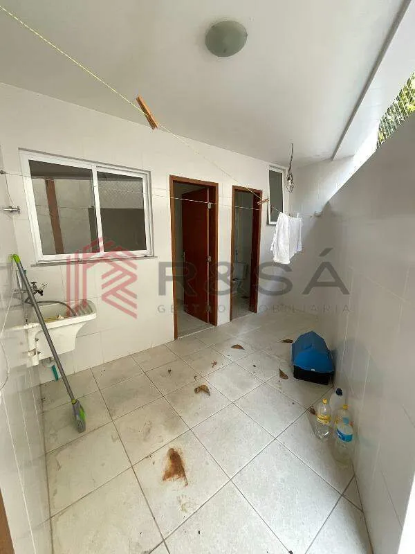 Rental house with 3 bedrooms and a separate kitchen — photo 36
