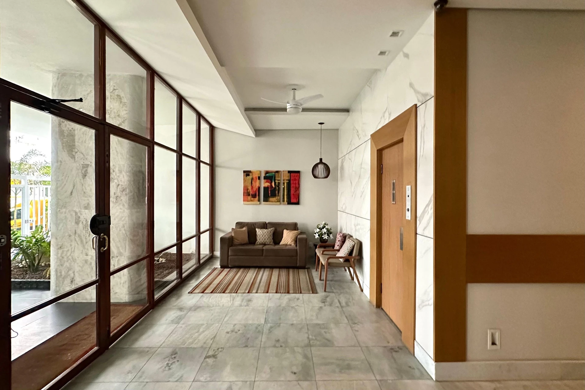 75 m² apartment with a washing machine and a home office — photo 19