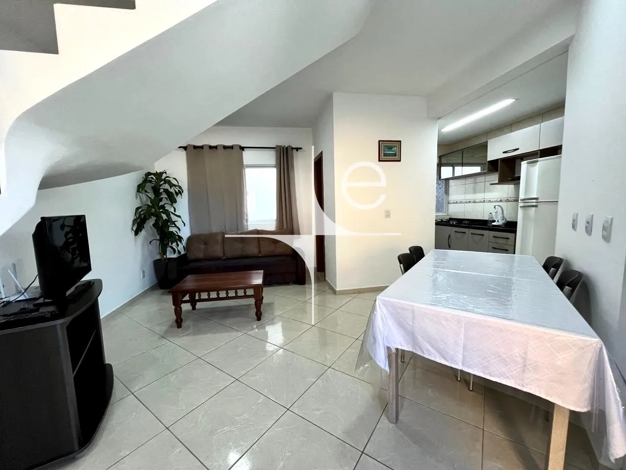 Furnished 2-suite house in a gated community with garden