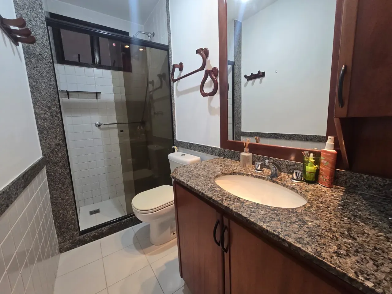 Apartamento de 2 quartos, varanda com janelas do chão ao teto — photo 25
