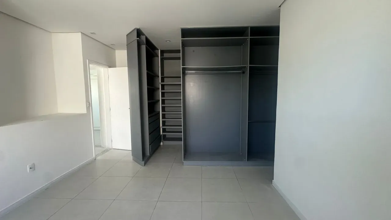 Apartment with 3 bedrooms and 5 bathrooms, 2 parking spots — photo 44