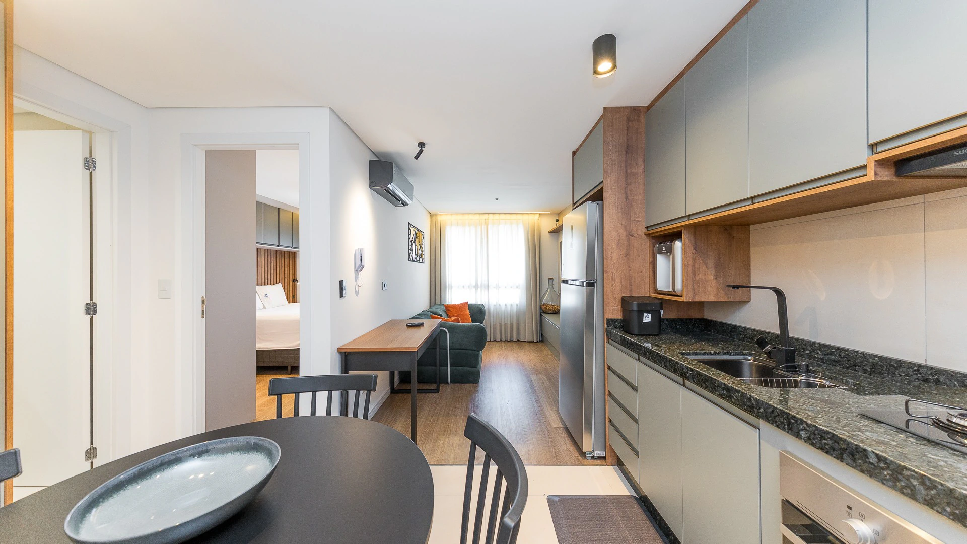 Apartamento mobiliado de 1 quarto com ar-condicionado — photo 4