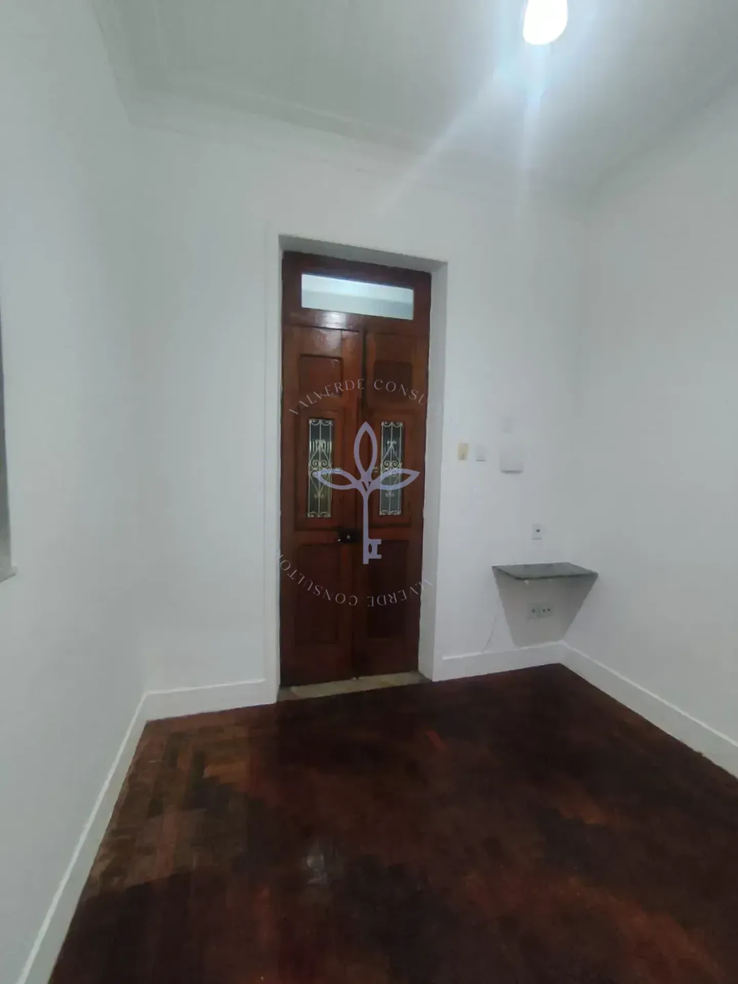 Casa com varanda e 1 vaga de estacionamento para alugar — photo 52