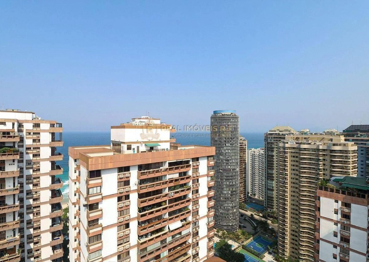 Furnished 1-bedroom apartment with city views — photo 31