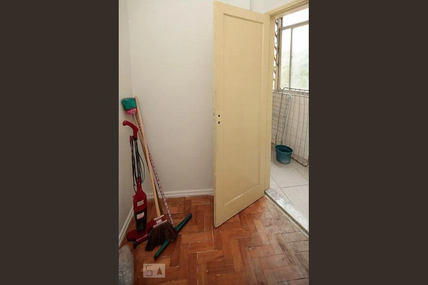 79 m² apartment with a home office and a washing machine — photo 36