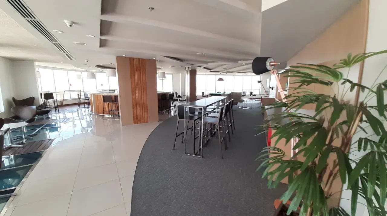 Apartamento amueblado de 1 dormitorio con 76 m² y balcón — photo 47