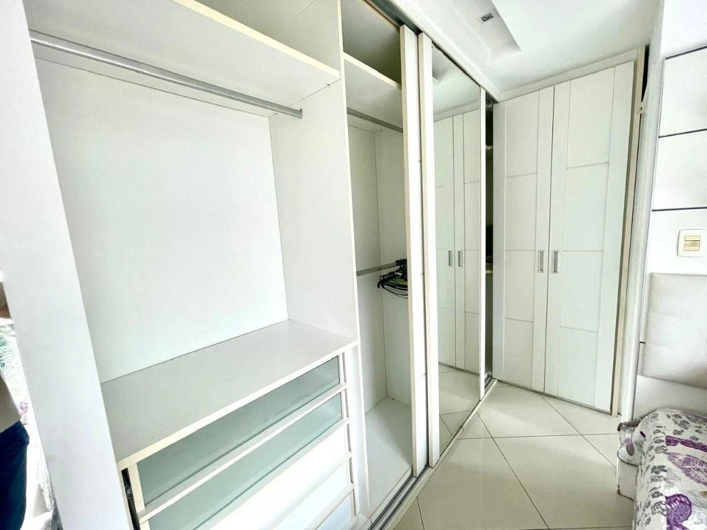 2-bedroom apartment in a building with a sauna — photo 10