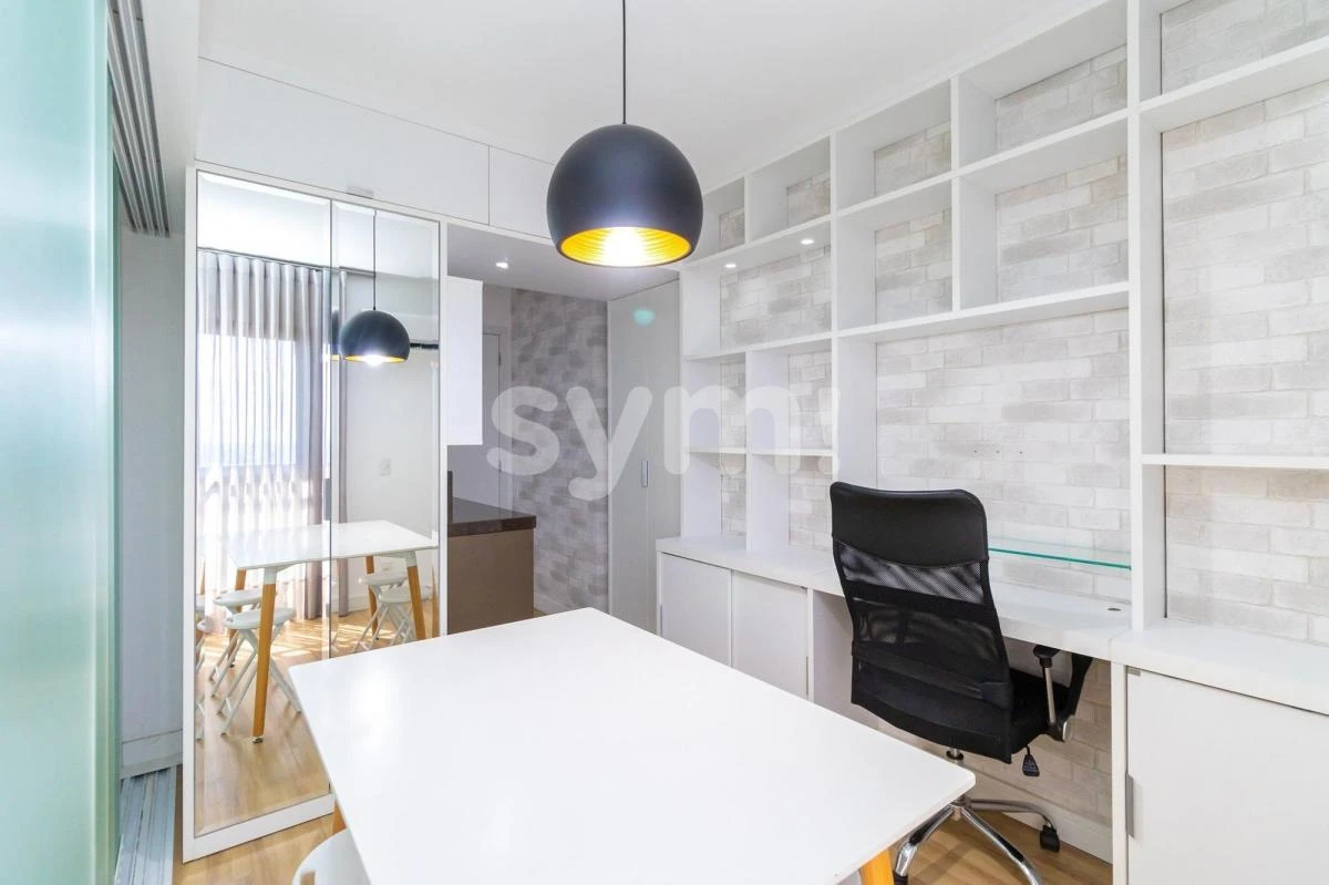 Furnished 1-bedroom apartment with balcony and 55 m² — photo 35