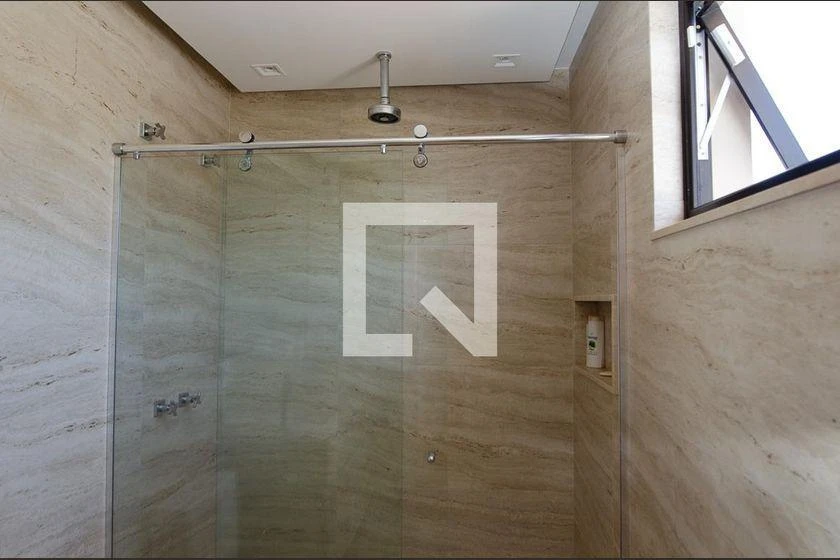 Casa de 4 quartos com 234 m² e 6 banheiros — photo 38
