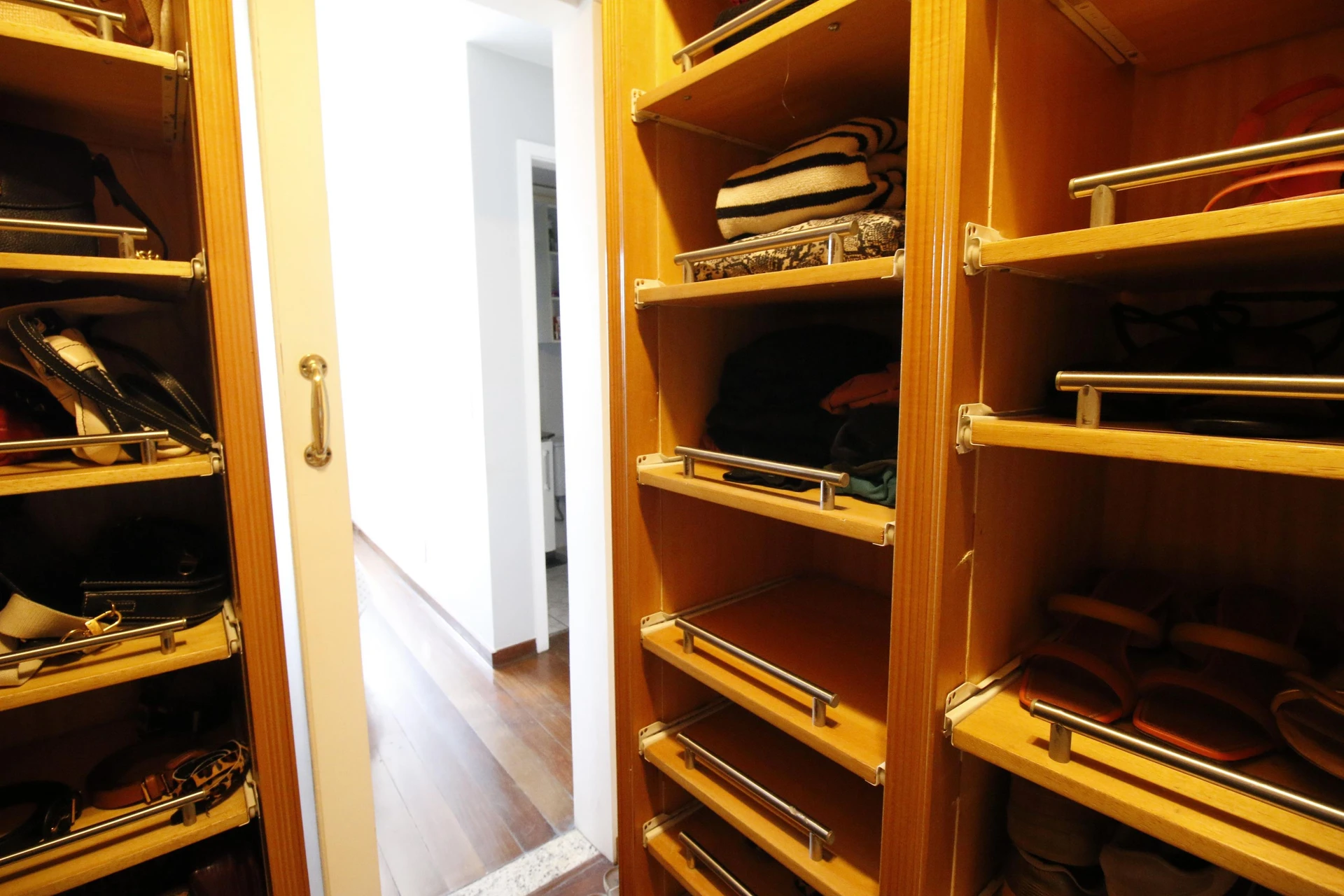 Apartamento mobiliado de 3 quartos com varanda gourmet — photo 33