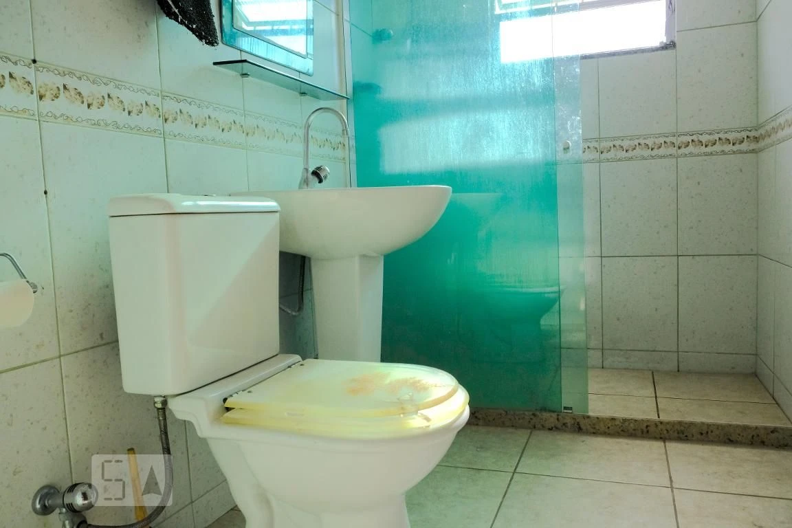 Apartamento sem mobília com cozinha separada e lavanderia — photo 35