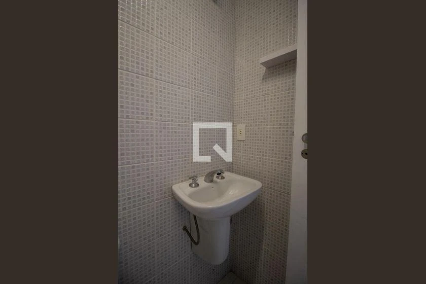 3-bedroom apartment with balcony and 2 parking spots — photo 54