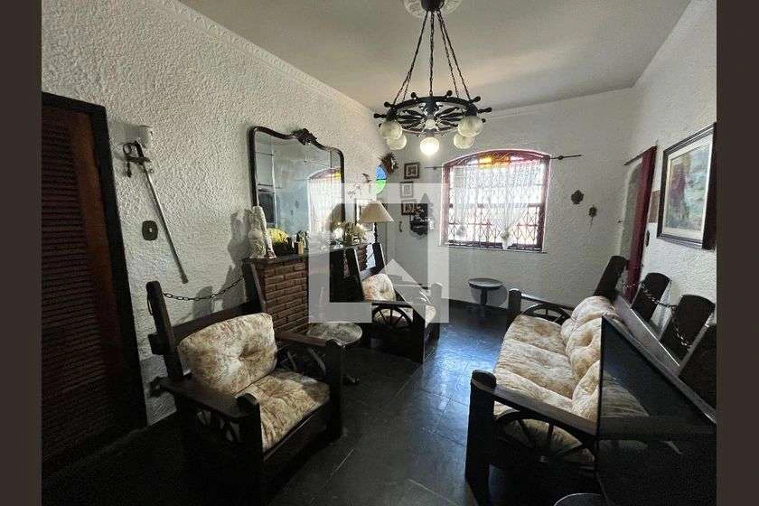 Rental house with 4 bedrooms and 600 m² — photo 27