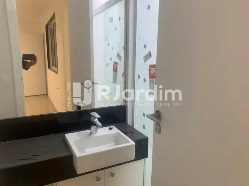 Apartment with 2 bedrooms and 2 bathrooms, no parking — photo 8