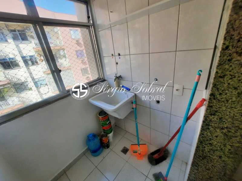2-bedroom apartment in a building with a pool — photo 11