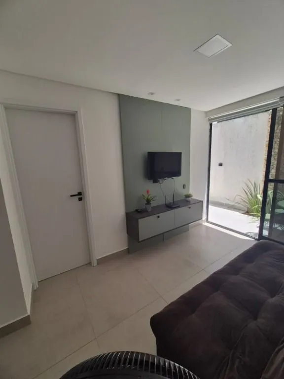 Квартира 30 м² з 1 спальнею та відкритою кухнею
