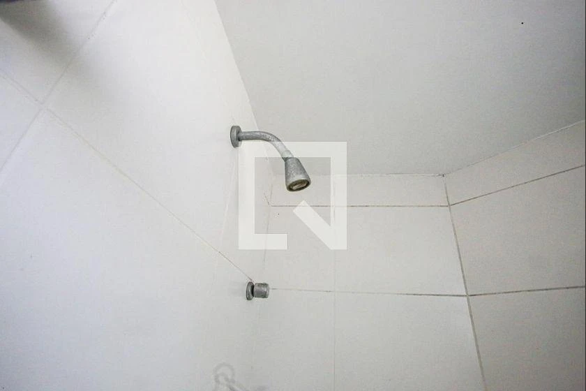 Balcony with a grill in a 3-bedroom apartment, 131 m² — photo 27