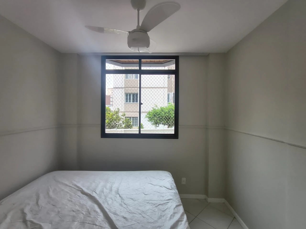 Floor-to-ceiling windows in a 3-bedroom apartment, 90 m² — photo 8