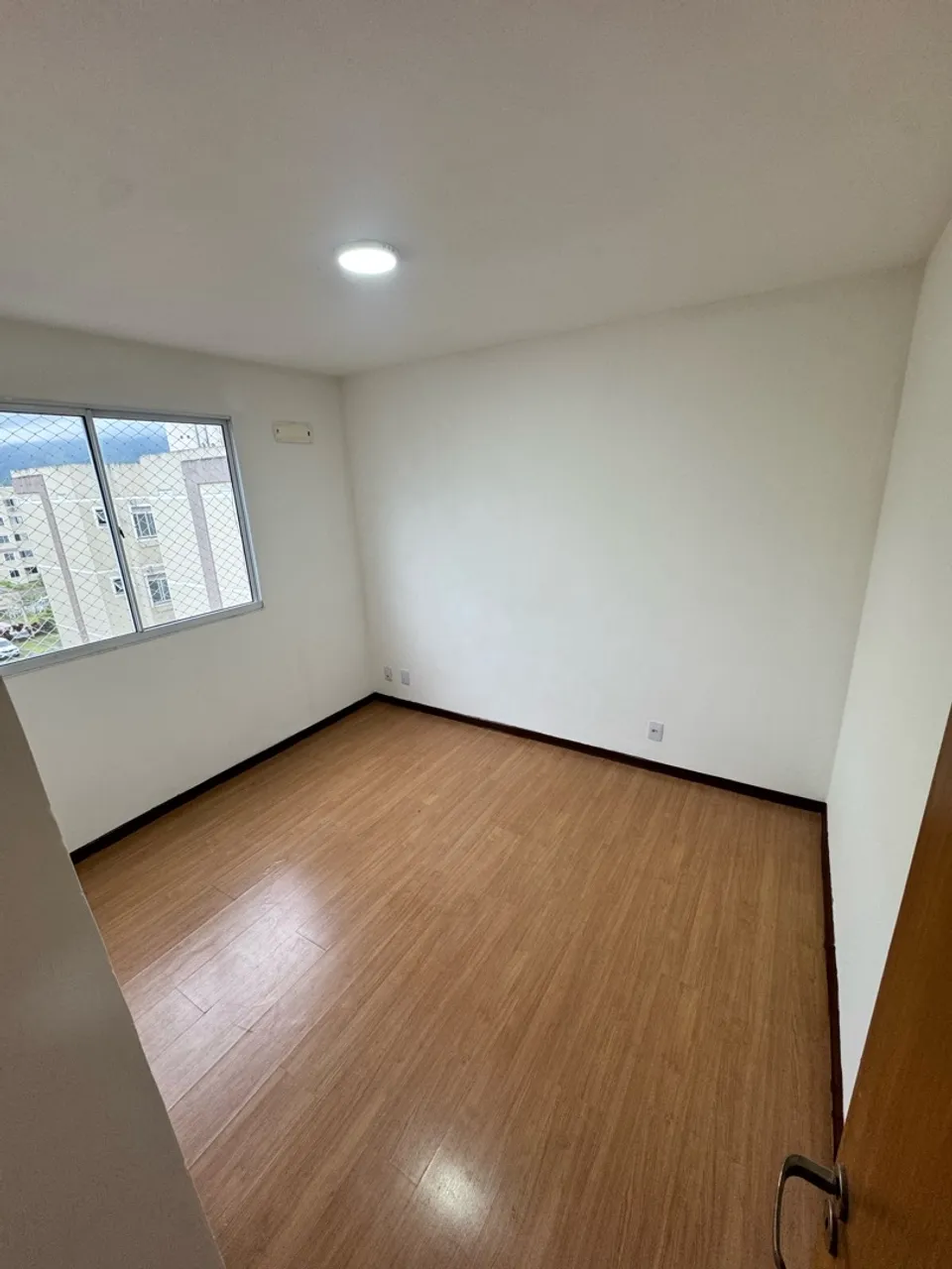 Wood or laminate floors in a 2-bedroom apartment, 42 m² — photo 3