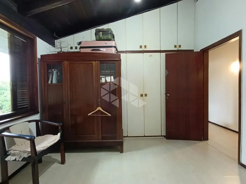 House, 600 m², with a bathtub — photo 23