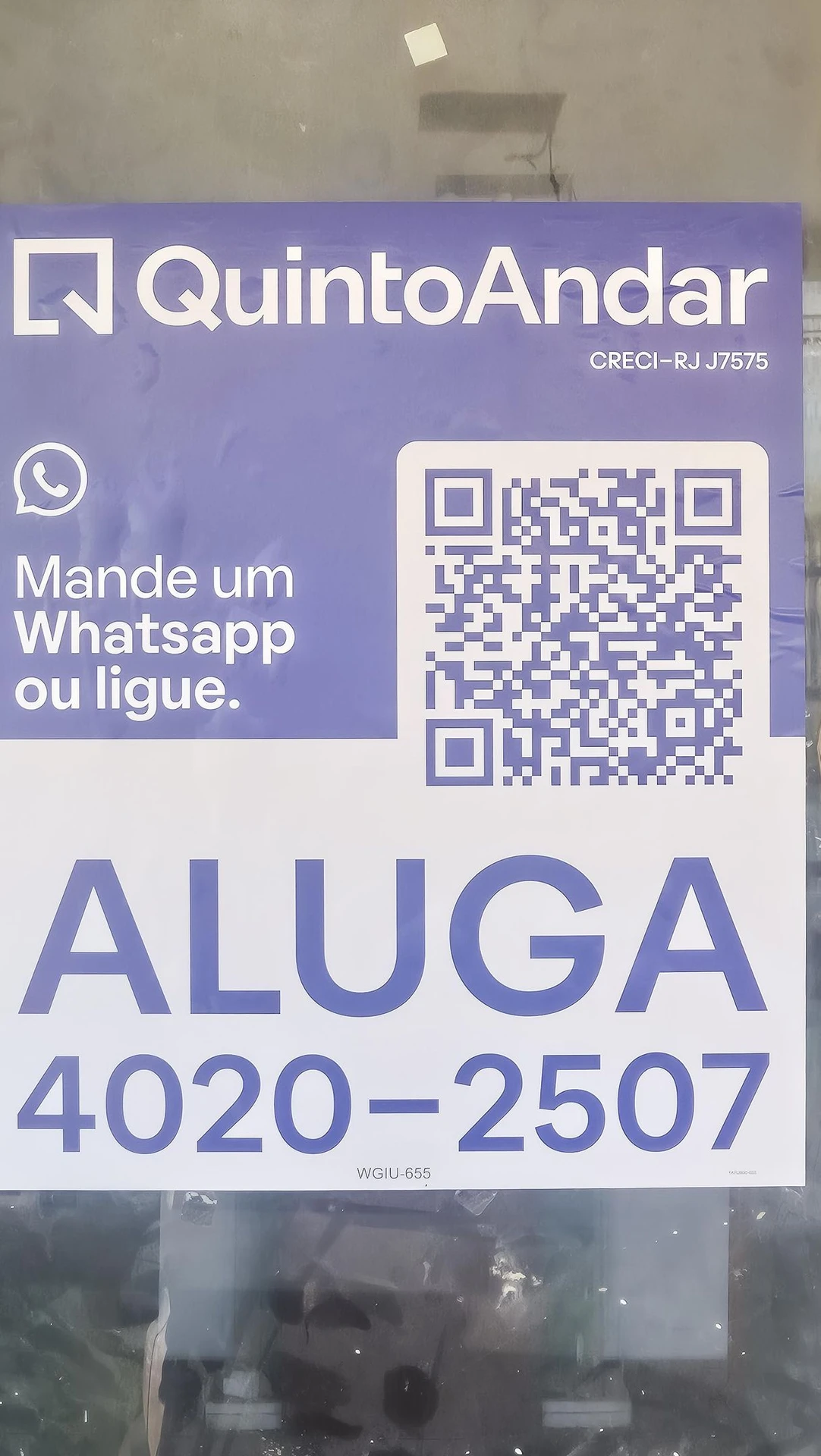 Apartamento com 2 quartos e box de vidro no banheiro — photo 47
