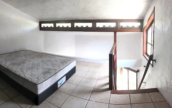 One-bedroom house with a fireplace in Florianópolis