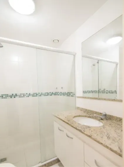 3-bedroom apartment in a building with a sauna — photo 11