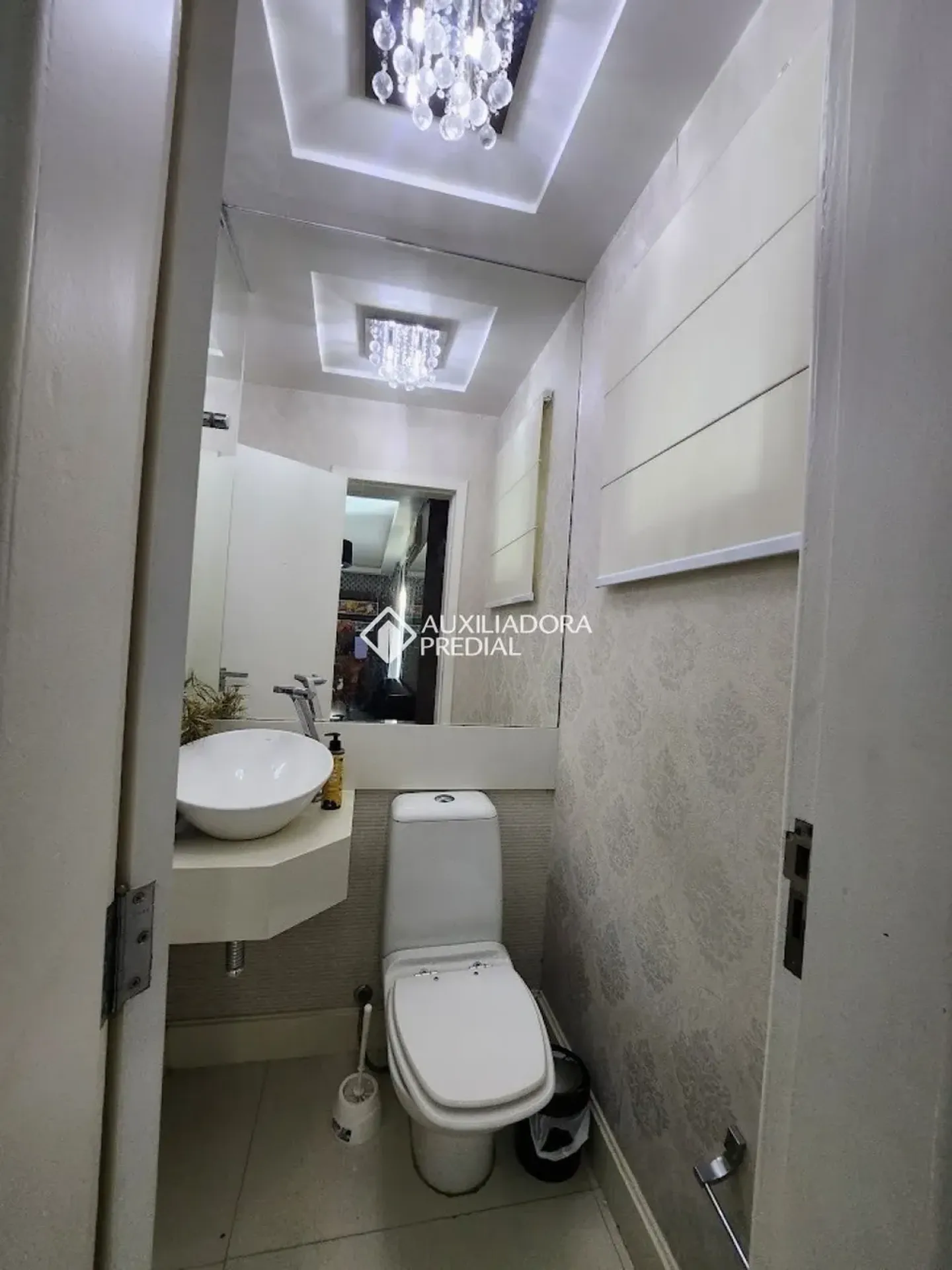 Apartamento amueblado con 3 dormitorios y jardín privado — photo 19