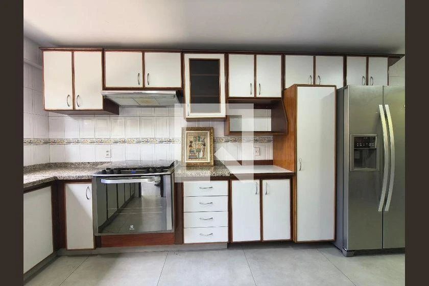 Мебльований будинок з 3 спальнями на 297 м² — photo 16