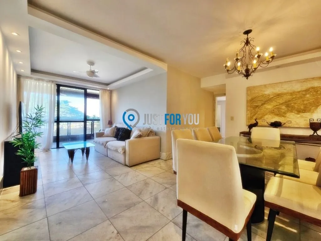 Furnished apartment with 4 bedrooms and 144 m² — photo 2