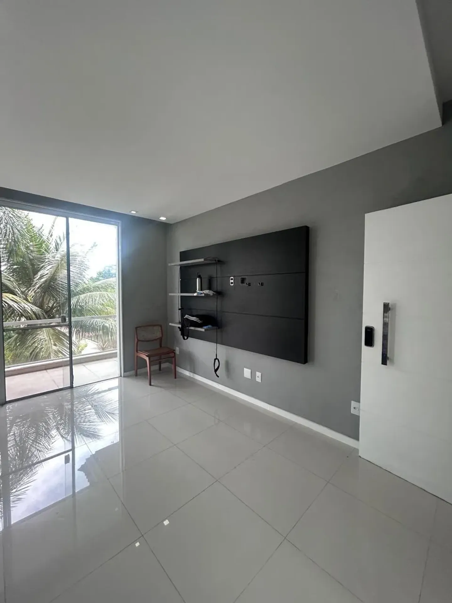 5-bedroom house with a walk-in closet in Rio de Janeiro — photo 4