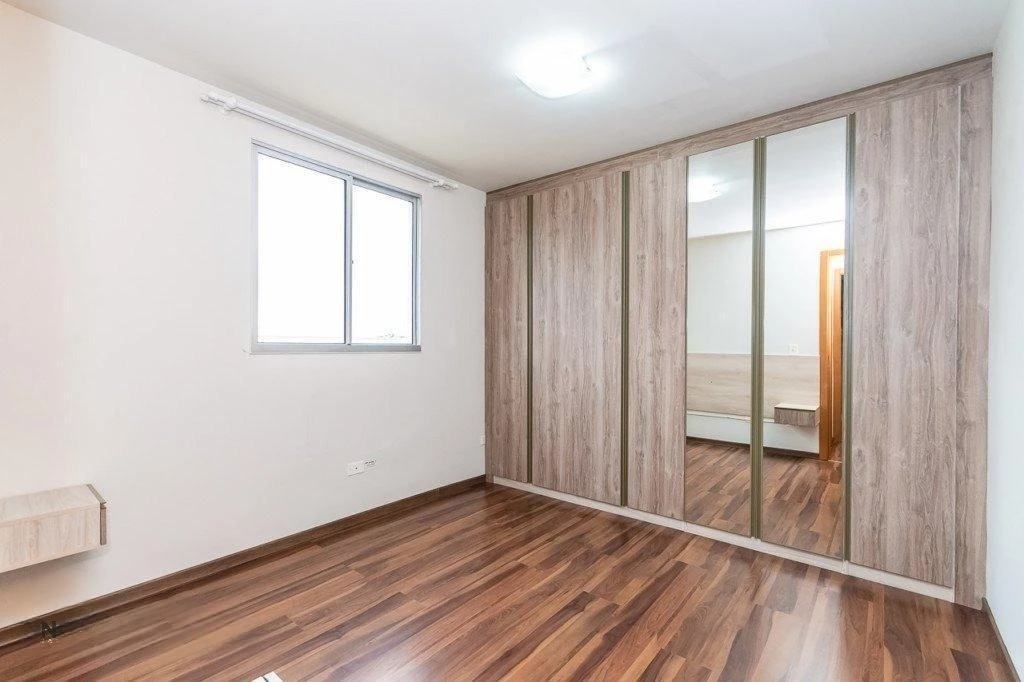 76 m² apartment with 2 bedrooms and an open kitchen — photo 13
